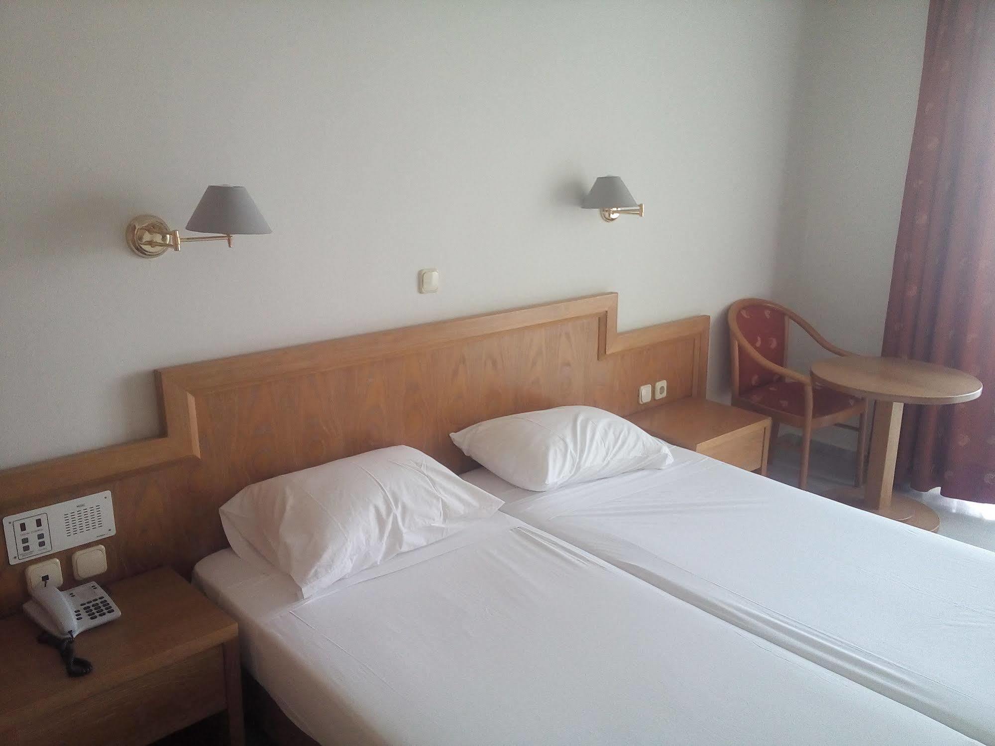 Anita Beach Hotel- Adults Only Réthimno Kültér fotó